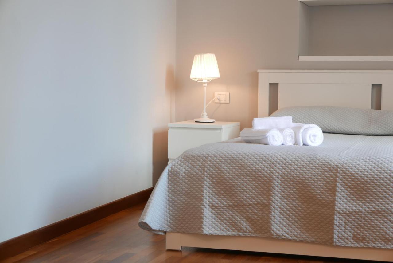 Suite 261 - Intero Appartamento Nel Centro Di Bari Exterior foto